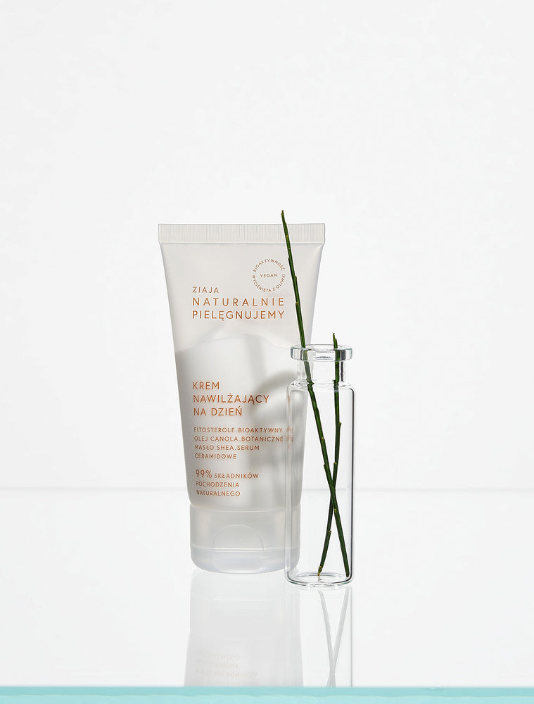 Ziaja - Naturalnie Pielęgnujemy - Krem nawilżający na DZIEŃ 50 ml / PL VERSION/ 5901887052920