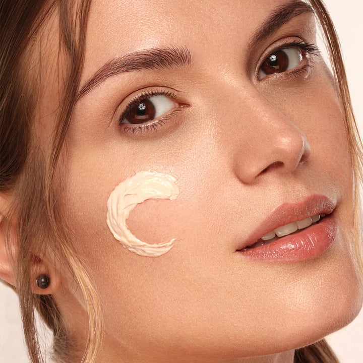 Eveline - C-PERFECTION - Strongly illuminating smoothing cream 30+ 50 ml 5903416025986